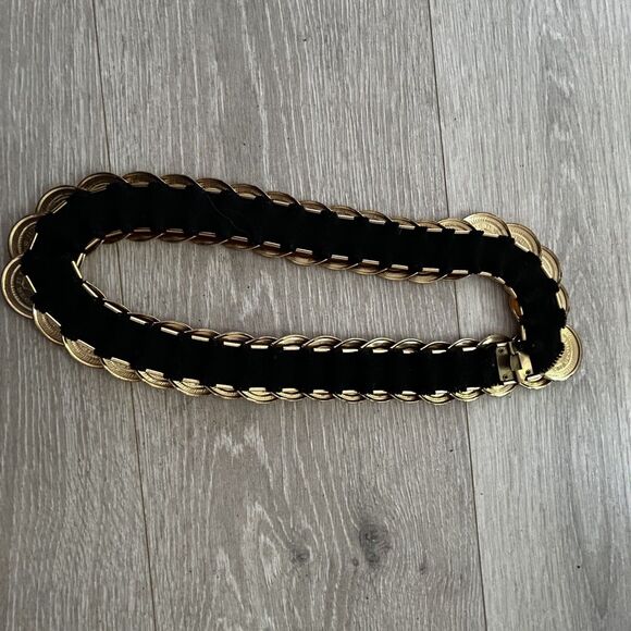 Stretch Belt Gold Coins Metal Discs Disco Textured Statement Waist Gypsy Boho - Picture 4 of 5